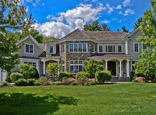 1 Stonefield Ln, Wellesley, MA 02482