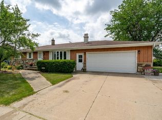 770 W Cecil St, Neenah, WI 54956