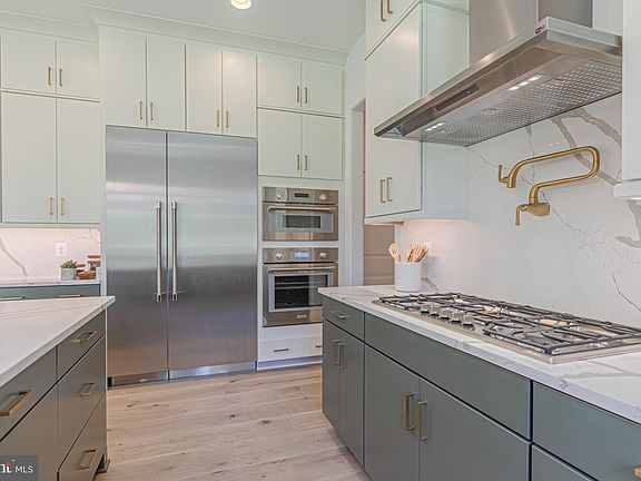 4th image of 3553 Orchid Pond Way