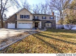 37 Wildwood Rd, Leland Grove, IL 62704