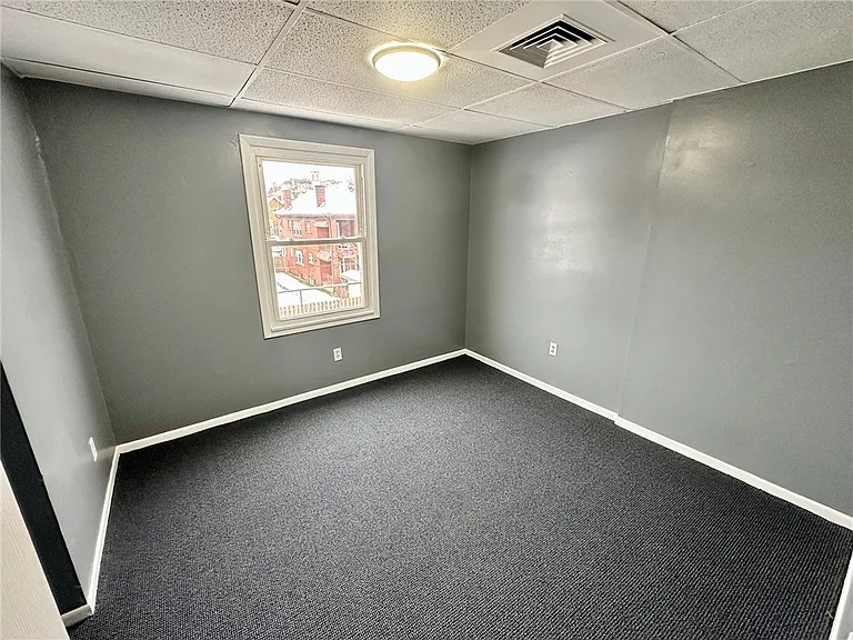 305 Bessemer Ave #3B — Photo 7