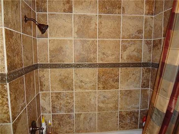 4th image of 1739 Tutwiler Ave