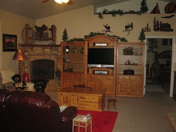 5th image of 2740 Rainbow Lake Dr