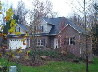 3096 Autumn Acres Ln, Trinity, NC 27370