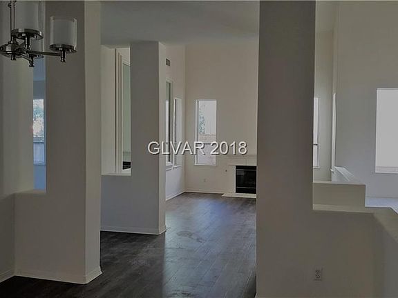 3rd image of 181 Adomeit Dr