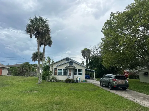 1858 Fern Palm Dr, Edgewater, FL 32141