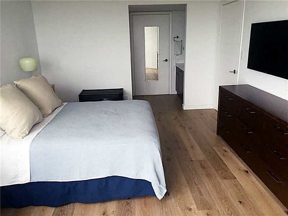 5th image of 3411 Indian Creek Dr #11