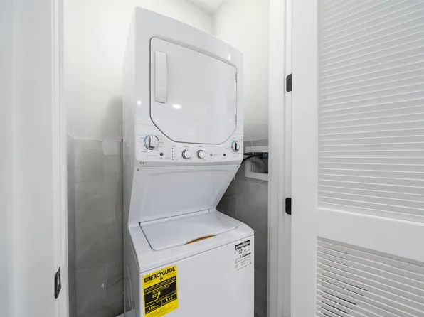 187 Culver Avenue image 12 of 16