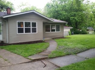 15320 Cherry Ln, Markham, IL 60428