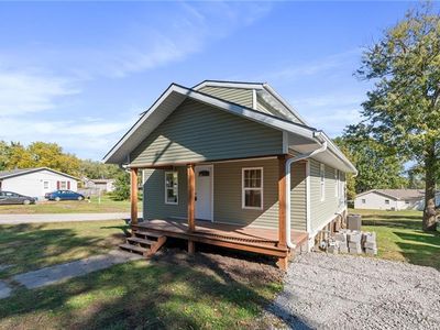 103 S Center St, Cameron, MO, 64429