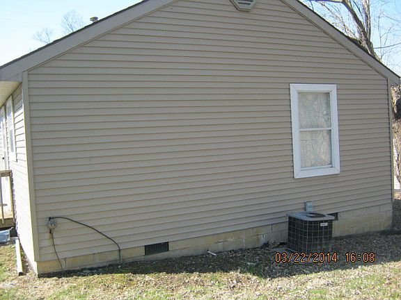 4th image of 5006 Conway St