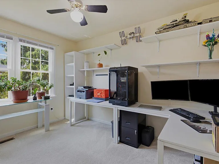 899 Holborn Ct #899 — Photo 20