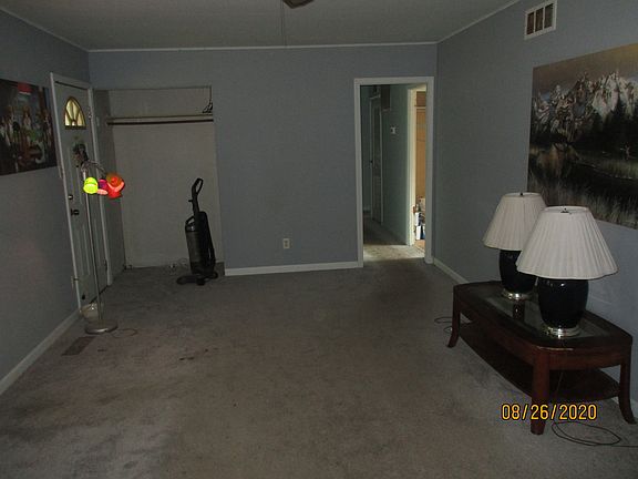 3rd image of 108 Madonna Ave