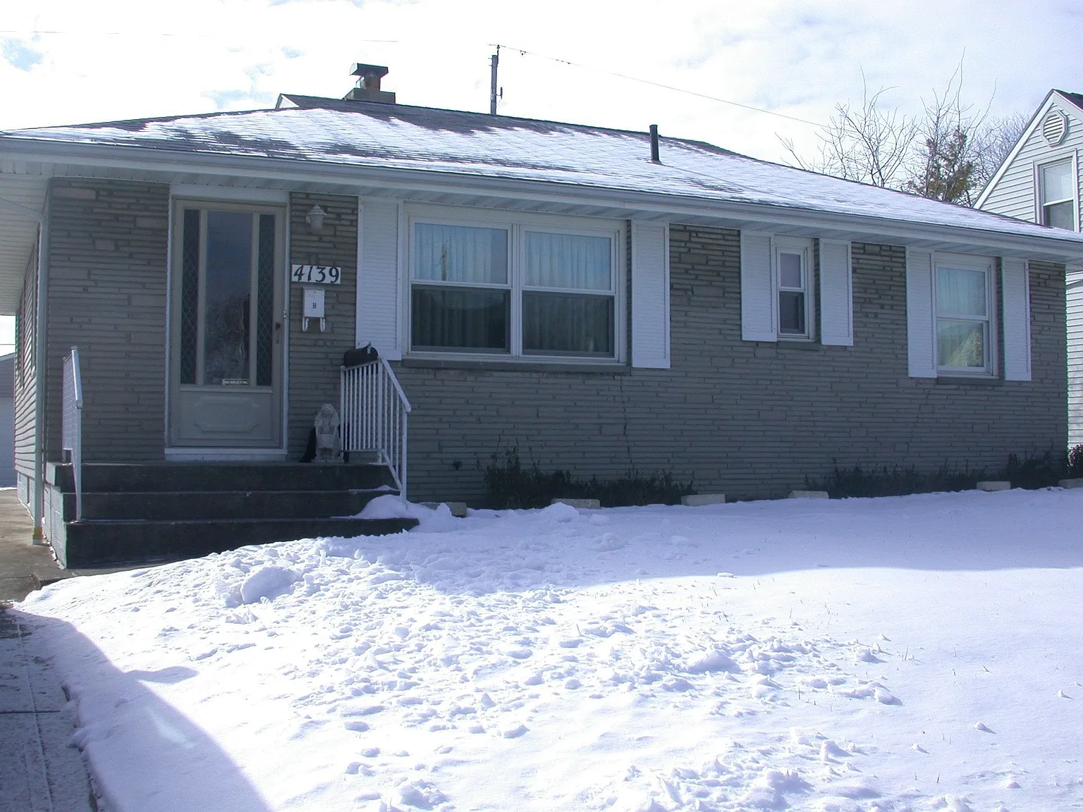 4139 Sexton Dr photo 1