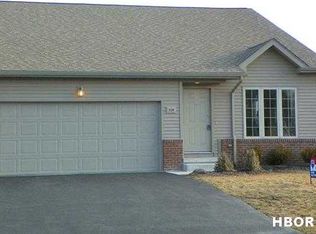 1124 White Birch Dr, Findlay, OH 45840
