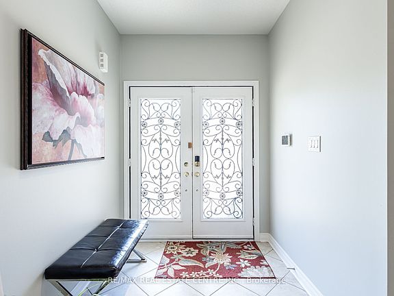 4th image of 5588 Doctor Peddle Cres