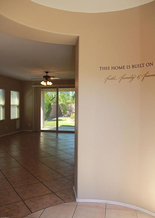 1st image of 722 E Las Colinas Pl