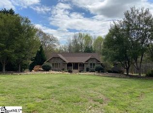 848 Foot Hills Rd, Greenville, SC 29617