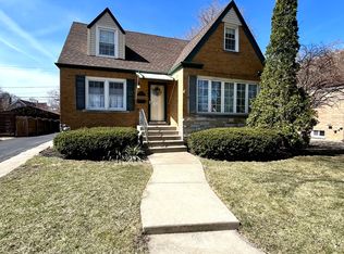9628 S Central Park Ave, Evergreen Park, IL 60805