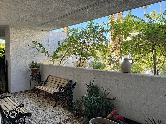 4th image of 5301 Waverly Dr #173