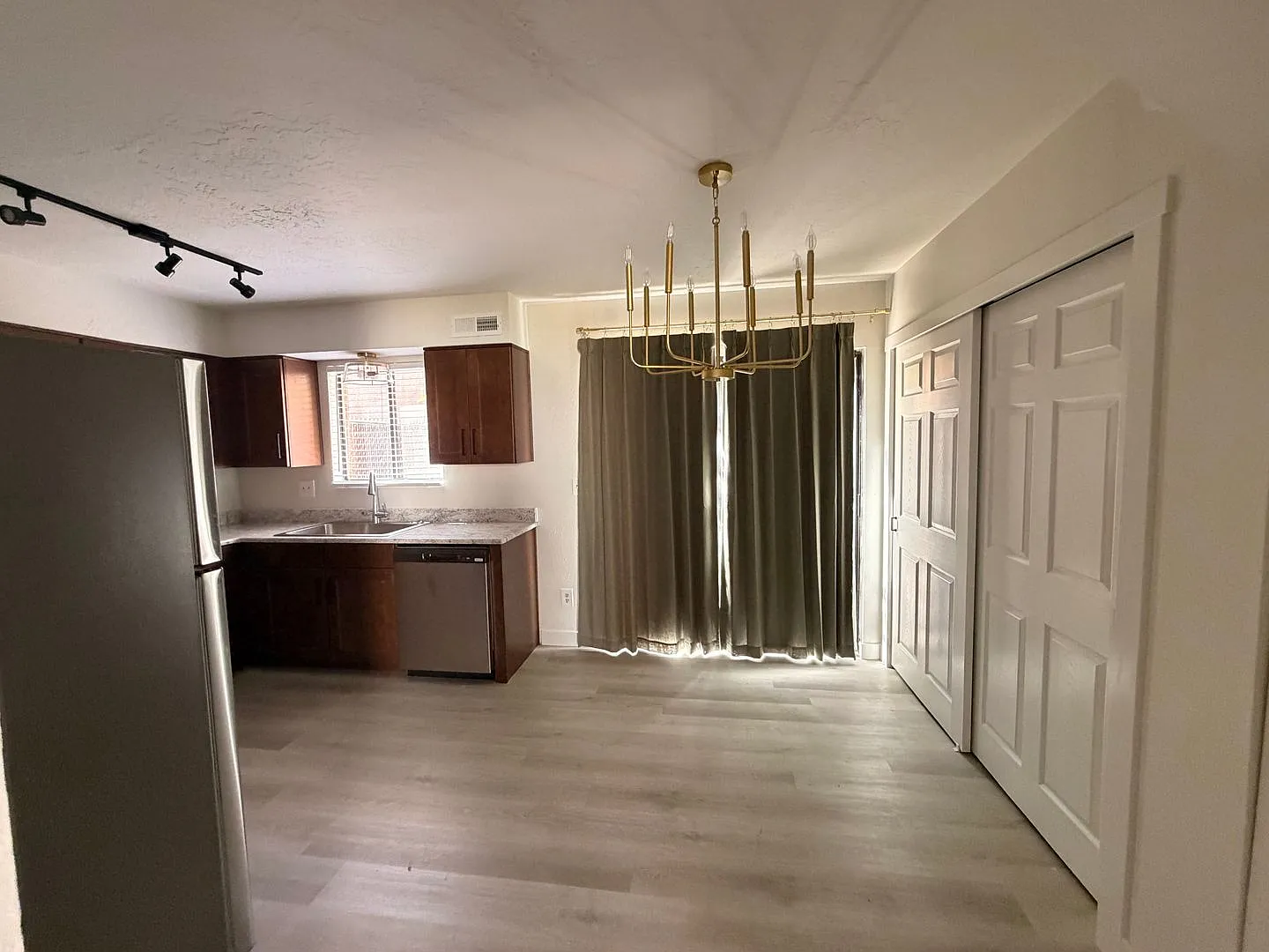 2 Bedroom St. George Condo — Photo 1