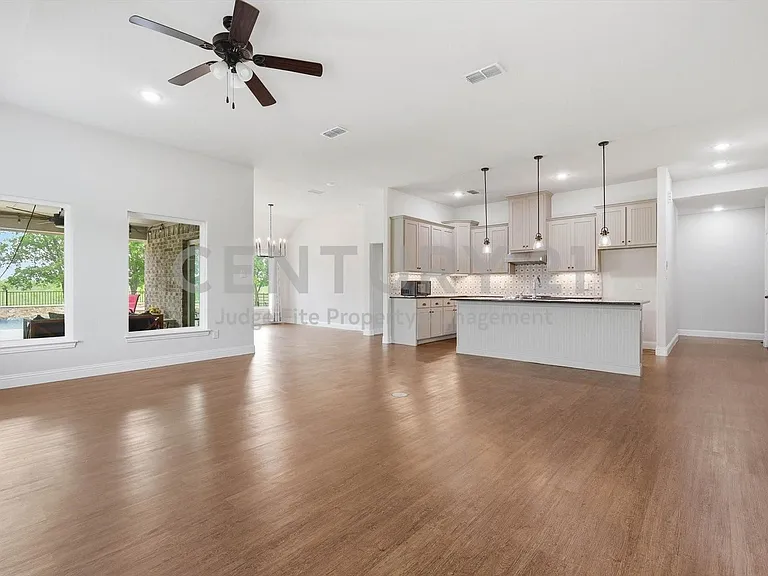 5013 Diamond Dr — Photo 14