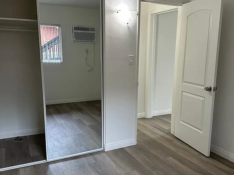 Penn Apartments — Photo 9