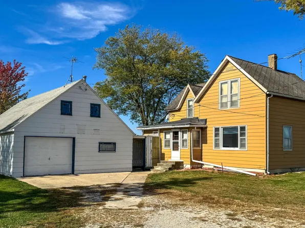 757 120th St, Hampton, IA 50441