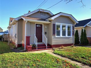 9 Curtiss Ave, West Haven, CT 06516