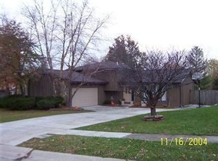5874 Highwood Dr, Fairfield, OH 45014