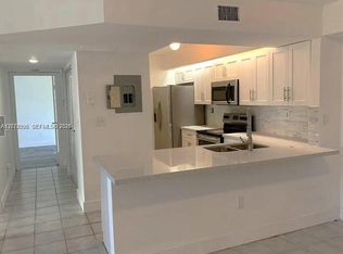 Le Club, Cutler Bay, FL 33189