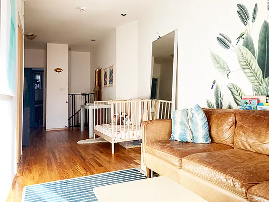 Rented by Realty Collective | media 8
