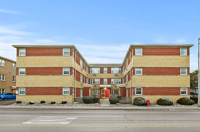 1st image of 1535 Harlem Ave APT 2S