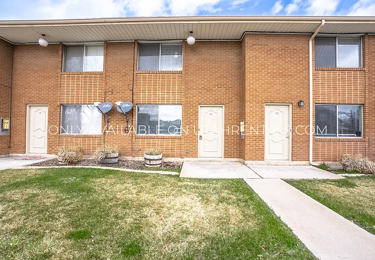 170 W 100 N — Photo 15