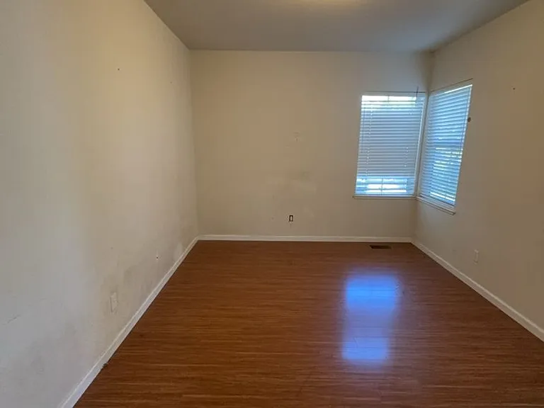 5152 Renaissance Ct — Photo 19