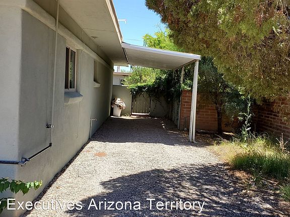 2nd image of 2934 E Cushman Dr #3/3