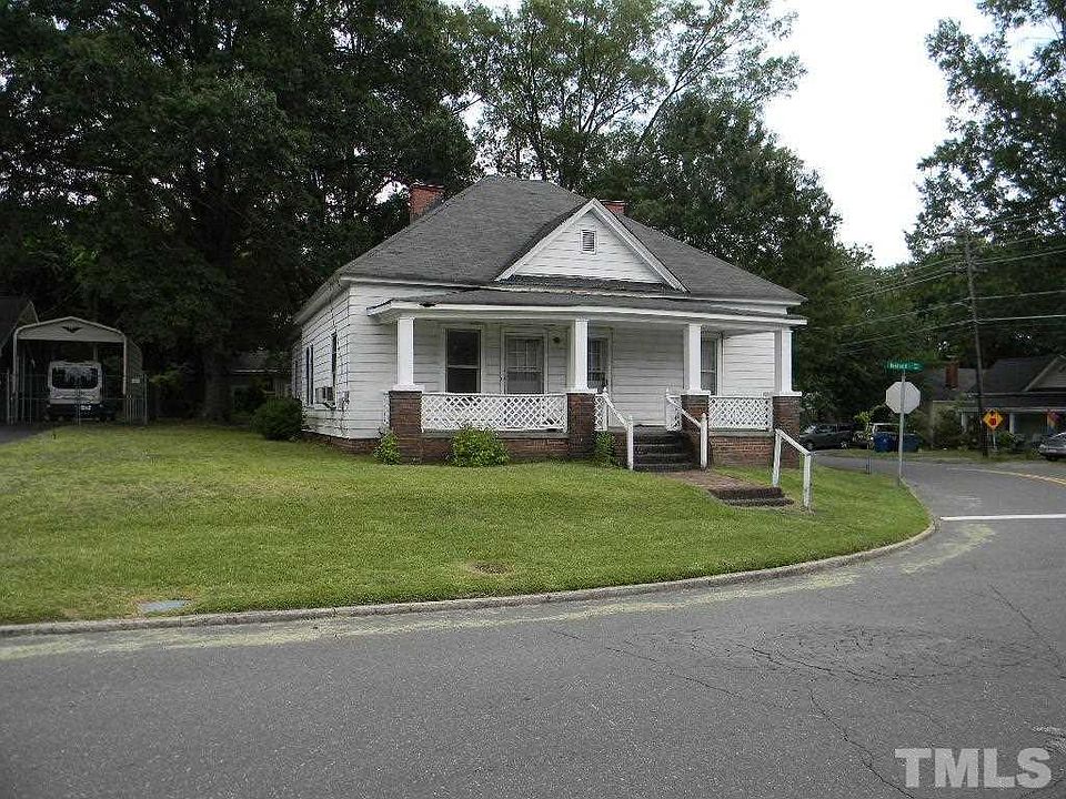 1st image of 900 Oakland Ave