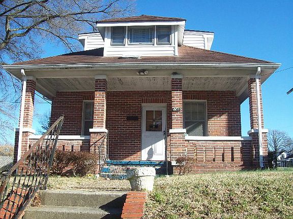 5th image of 746 Halifax St