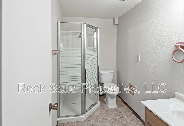 5416 Meadowbrook Dr — Photo 26