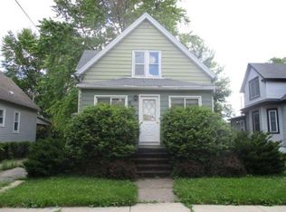 6720 26th Ave, Kenosha, WI 53143