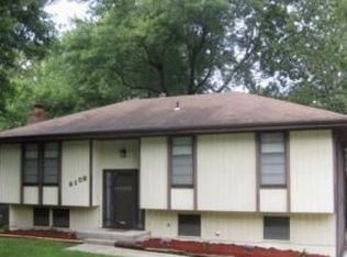 6108 N Broadway Ave, Kansas City, MO 64118
