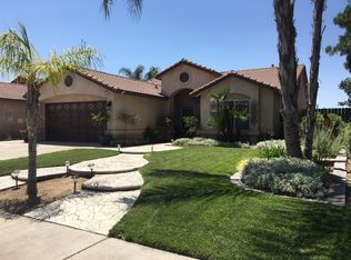 1121 Morgan Dr, Kingsburg, CA 93631