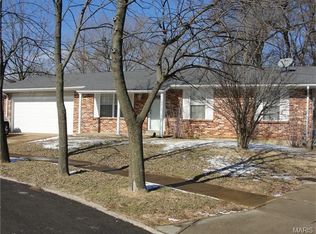 3029 Georgetown Farm Ct, Saint Ann, MO