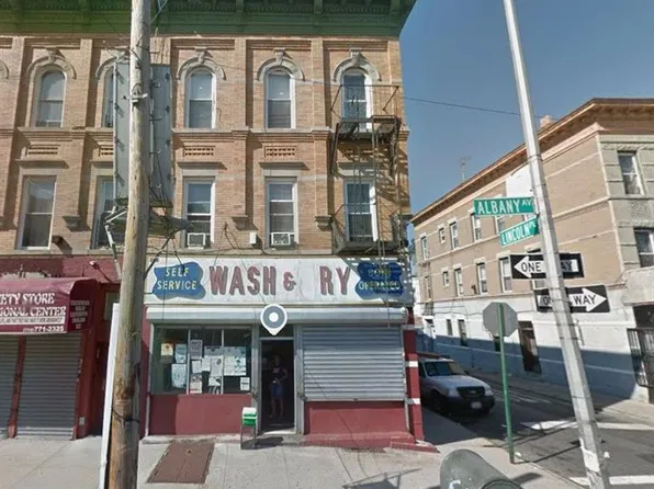 298 Albany Ave, Brooklyn, NY 11213