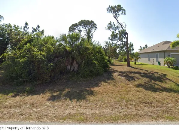 161 Apollo Dr, Rotonda West, FL 33947