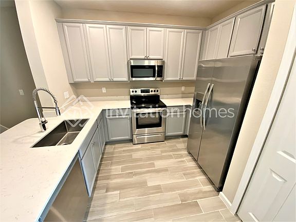 4th image of 578 Cherry Ridge Dr