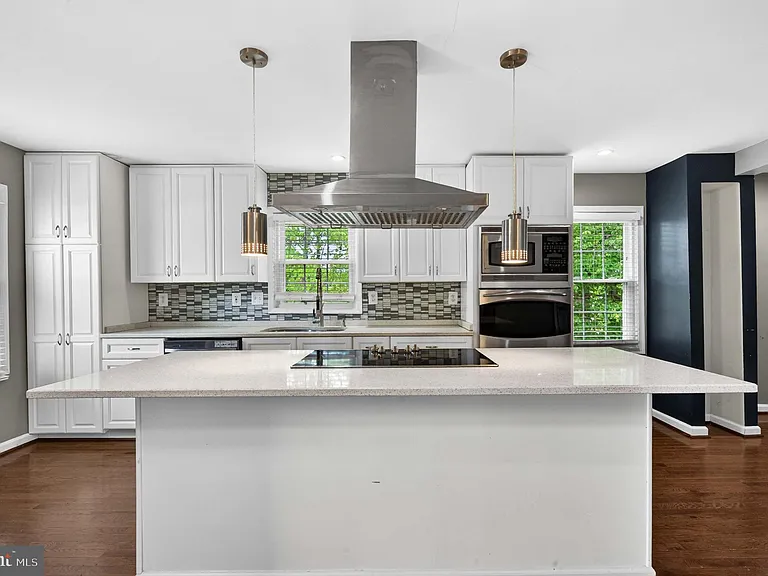 16611 Geddy Ct — Photo 4