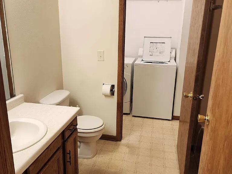 2305 Martin St #5 — Photo 15