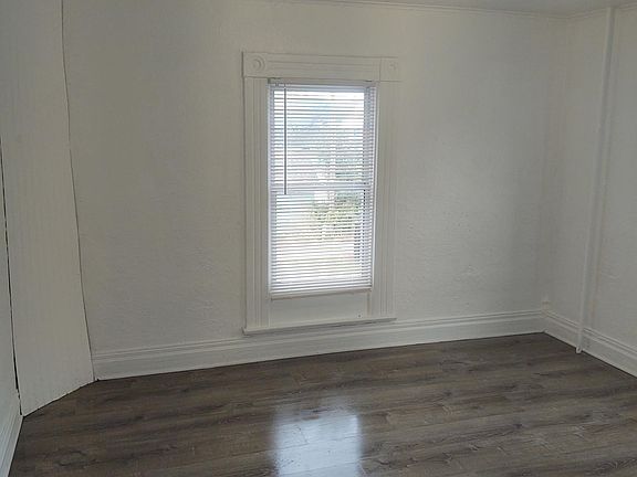 5th image of 511 E Scott St #2