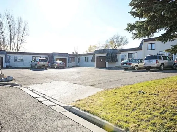 1900 5th St SE, 1900 5th St SE APT 12, Minot, ND 58701